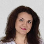 Хохлова Алёна Геннадиевна, массажист