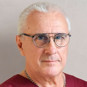 Левин Михаил Гаврилович, массажист