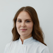 Лашина Яна Евгеньевна, стоматолог-терапевт