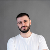 Егунян Камо Карленович, стоматолог-хирург