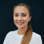 Силантьева Александра Евгеньевна, стоматолог-терапевт