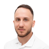 Боронин Артем Владимирович, стоматолог-хирург