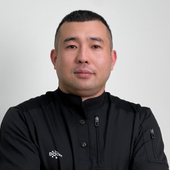 Эшенкулов Дамир Мырсакимович, стоматолог-ортопед