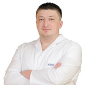 Хутиев Геннадий Геннадьевич, хирург