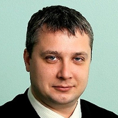 Изюмов Александр Олегович, стоматолог-ортопед