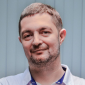 Мунгалов Василий Геннадьевич, стоматолог-хирург