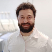 Гаспарян Гарник Камоевич, стоматолог-хирург