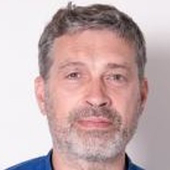 Маяков Олег Александрович, стоматолог-хирург