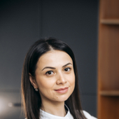 Дзгоева Белла Вячеславовна, стоматолог-терапевт