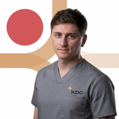 Дегоев Чермен Олегович, стоматолог-терапевт