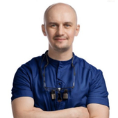 Александров Денис Андреевич, стоматолог-ортопед