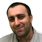 Бадалян Араик Александрович, стоматолог-хирург