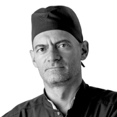 Суперфин Дмитрий Эдуардович, онколог