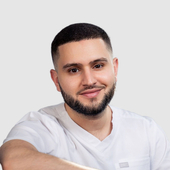 Кхалил Мохаммед Фахидович, стоматолог-терапевт