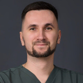 Комаров Виталий Сергеевич, онколог