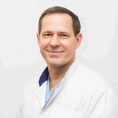 Синявский Эдуард Александрович, хирург