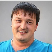 Хохолов Вячеслав Леонидович, имплантолог