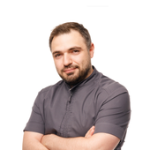 Курбанов Арсен Магомедович, стоматолог-ортопед
