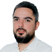 Бежанян Карен Михайлович, стоматолог-терапевт