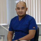 Исмаилов Эрнист Мурадилович, стоматолог-хирург