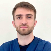 Ребрий Астемир Васильевич, стоматолог-хирург