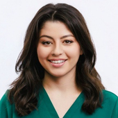 Аджиева Марина Расуловна, стоматолог-терапевт