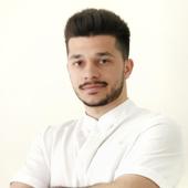 Дурсунов Руслан Тамалович, стоматолог-терапевт