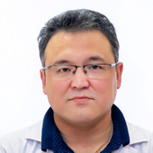 Галиев Александр Тлеукенович, ортопед