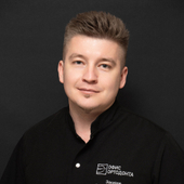 Закиров Ренат Хазинурович, стоматолог-хирург