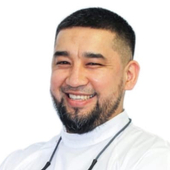 Эгенбердиев Кайрат Нурбекович, ортодонт