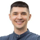 Абраров Ильгиз Разатович, стоматолог-хирург