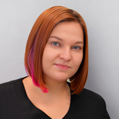 Александрина Анастасия Олеговна, стоматолог-хирург