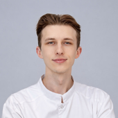 Николаенков Дмитрий Дмитриевич, стоматолог-терапевт