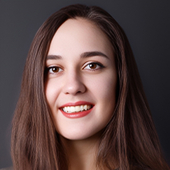 Якимчук Евгения Сергеевна, стоматолог-терапевт