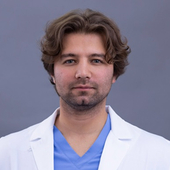 Васильев Антон Олегович, пластический хирург