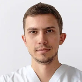 Балясников Владислав Олегович, стоматолог-терапевт