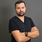 Косолапов Дмитрий Александрович, стоматолог-хирург