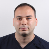Касавцов Антон Рашидчжанович, стоматолог-терапевт