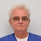 Кантемиров Олег Иванович, стоматолог-хирург