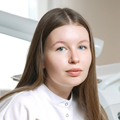 Алексенко Дарья Александровна, стоматолог-терапевт