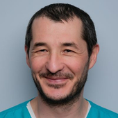 Зайнуллин Суфиян Рейсович, стоматолог-хирург