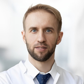 Веселов Денис Владимирович, стоматолог-хирург