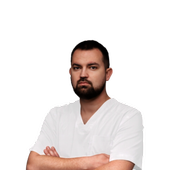 Головин Дмитрий Андреевич, стоматолог-хирург