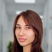 Апарнева Полина Викторовна, стоматолог-терапевт