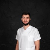 Сулейманов Раджаб Мурадович, стоматолог-терапевт