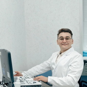 Искандаров Азамат Рустамович, врач УЗД