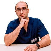 Агаджанов Роман Эдуардович, проктолог