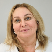 Дихтенко Ирина Анатольевна, врач-косметолог