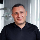 Аветисян Армен Араевич, стоматолог-терапевт