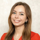 Кунилова Марина, косметолог